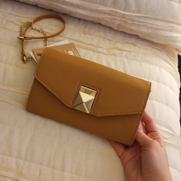 Miztique Handbags - Brand new crossbody bag